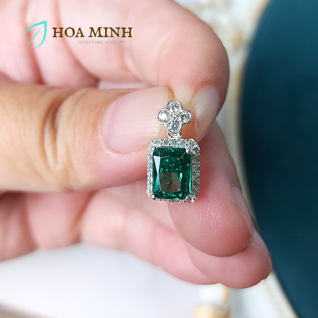 Mặt dây xoàn Nam Phi xanh lá bọc xoàn size 8x10 li kiều diễm, sang trọng