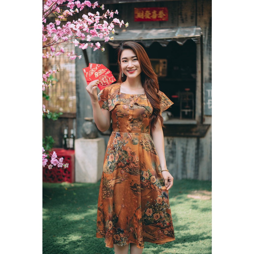 Đầm xòe thiết kế TTV Store Cổ vuông bèo tay sát nách thời trang trung niên Vàng hoa TTV1225 đi chơi đi tiệc