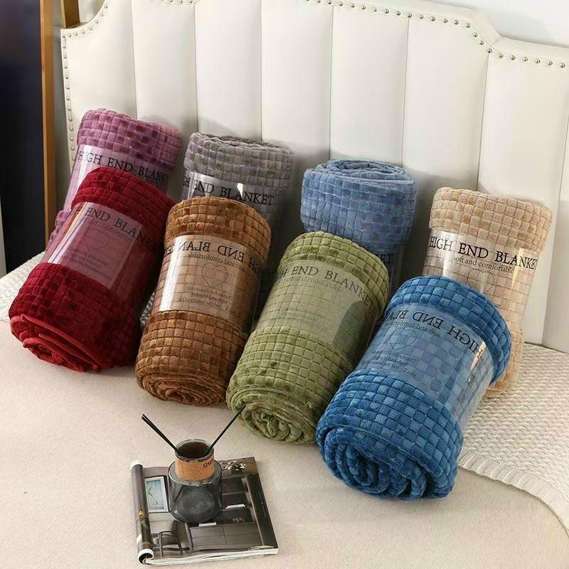 Chăn hè thu họa tiết ô vuông