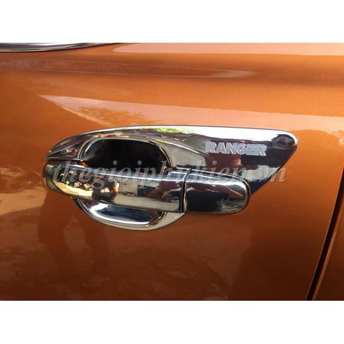 Bộ ốp tay nắm cửa xe Ford Ranger vân Carbon - Tặng miếng dán trong suốt chống xước hõm cửa