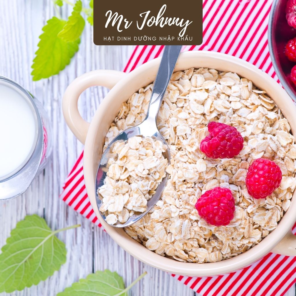 Thùng 10 Bịch 500g Yến Mạch Úc Tươi Mr Johnny - Cho người ăn kiêng, giảm cân - Cán mỏng - Rolled Oat (Vàng)