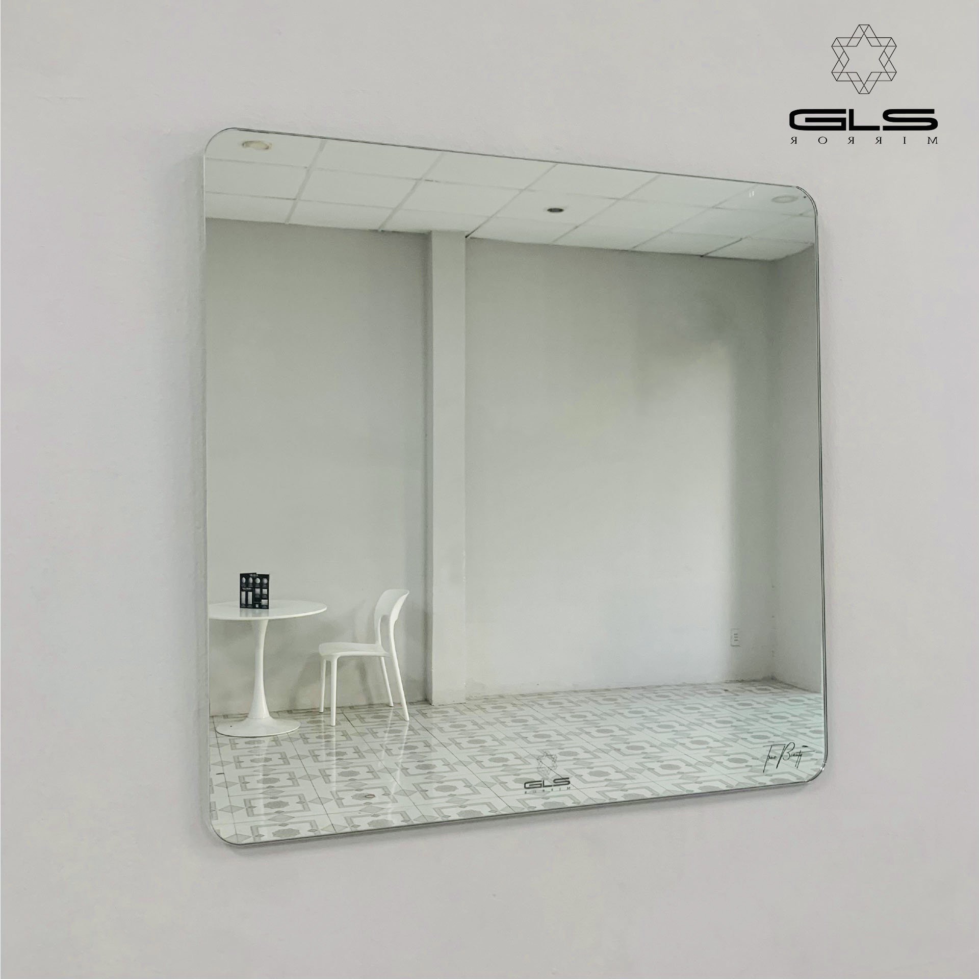 Gương soi GLS kiểu trơn hình vuông 60x60cm sưu tập Thu 2022