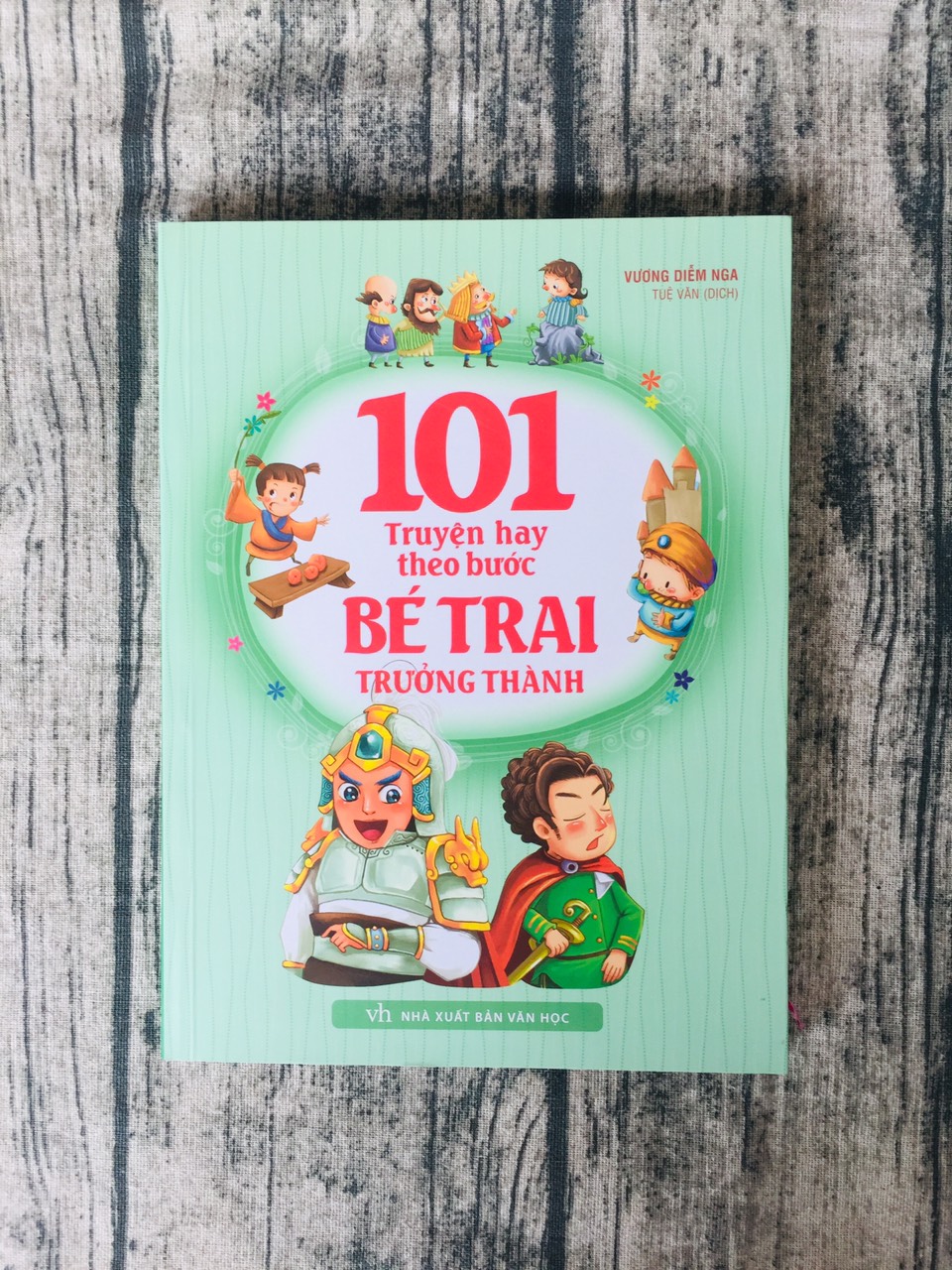 101 Truyện Hay Theo Bước Bé Trai Trưởng Thành