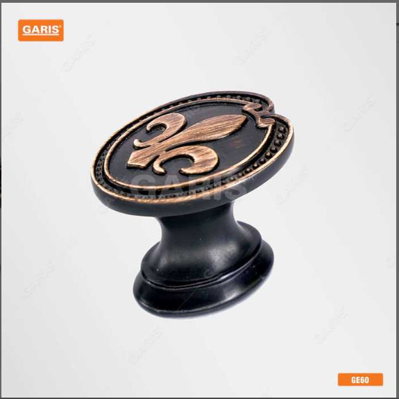 Tay nắm cổ điển dạng núm oval, màu đồng đen
