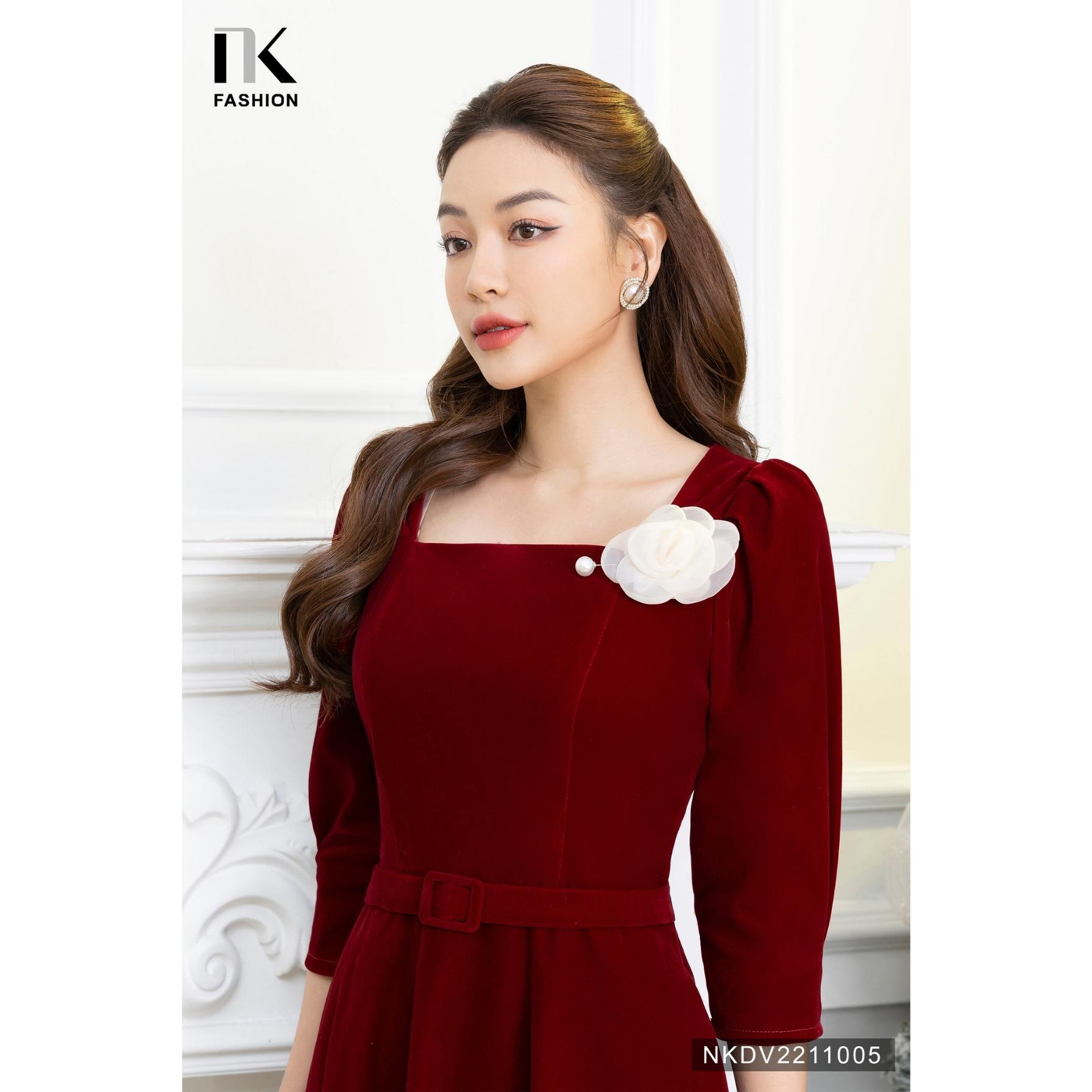 Đầm Nhung Cổ Vuông NK FASHION Thiết Kế Tay Bồng Tiểu Thư Chất Liệu Vải Nhập Hàn Cao Cấp NKDV2211005