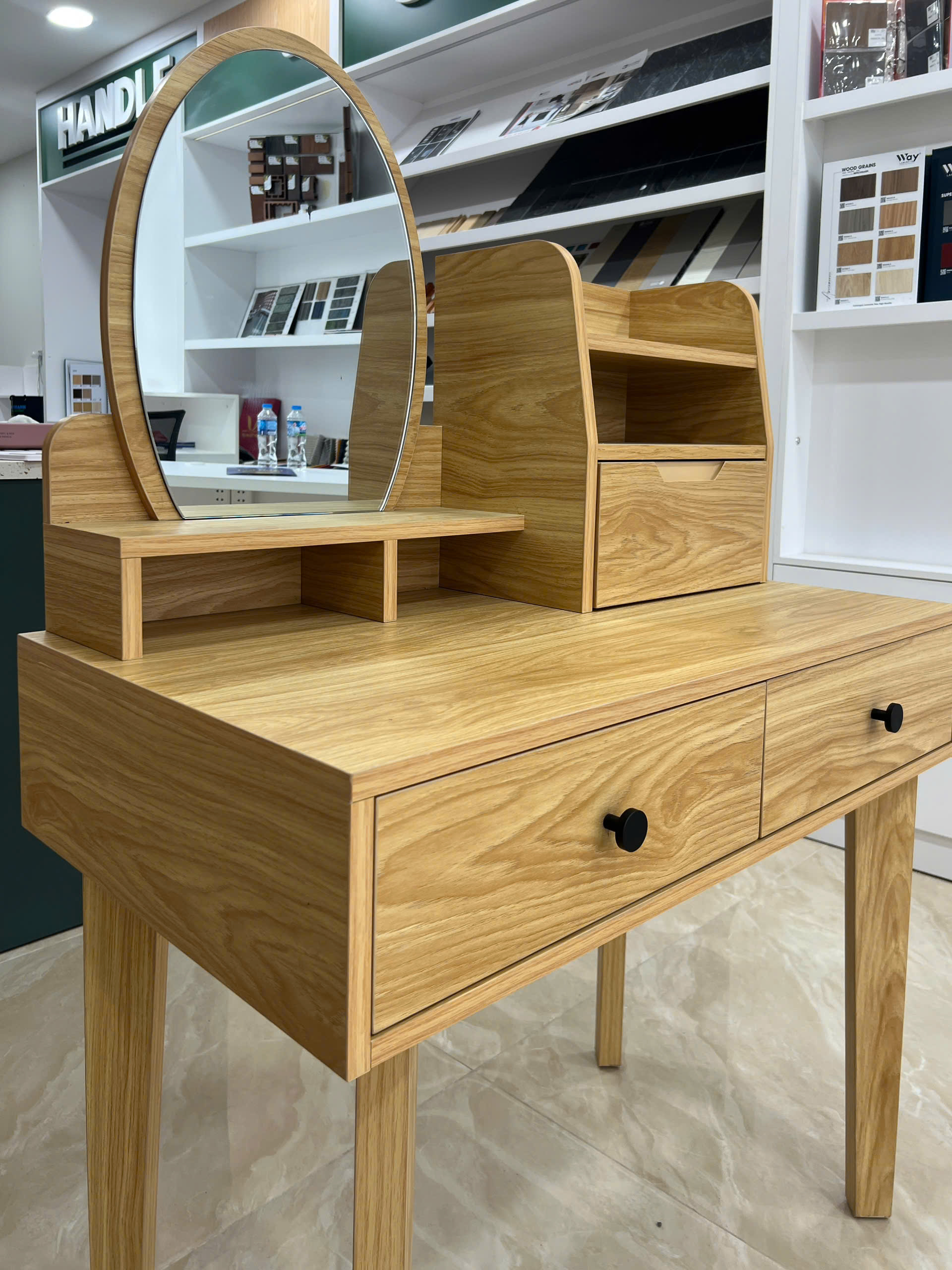 Bàn trang điểm phòng ngủ hiện đại BLUEWOOD BTD-001 gỗ MDF lõi xanh chống ẩm