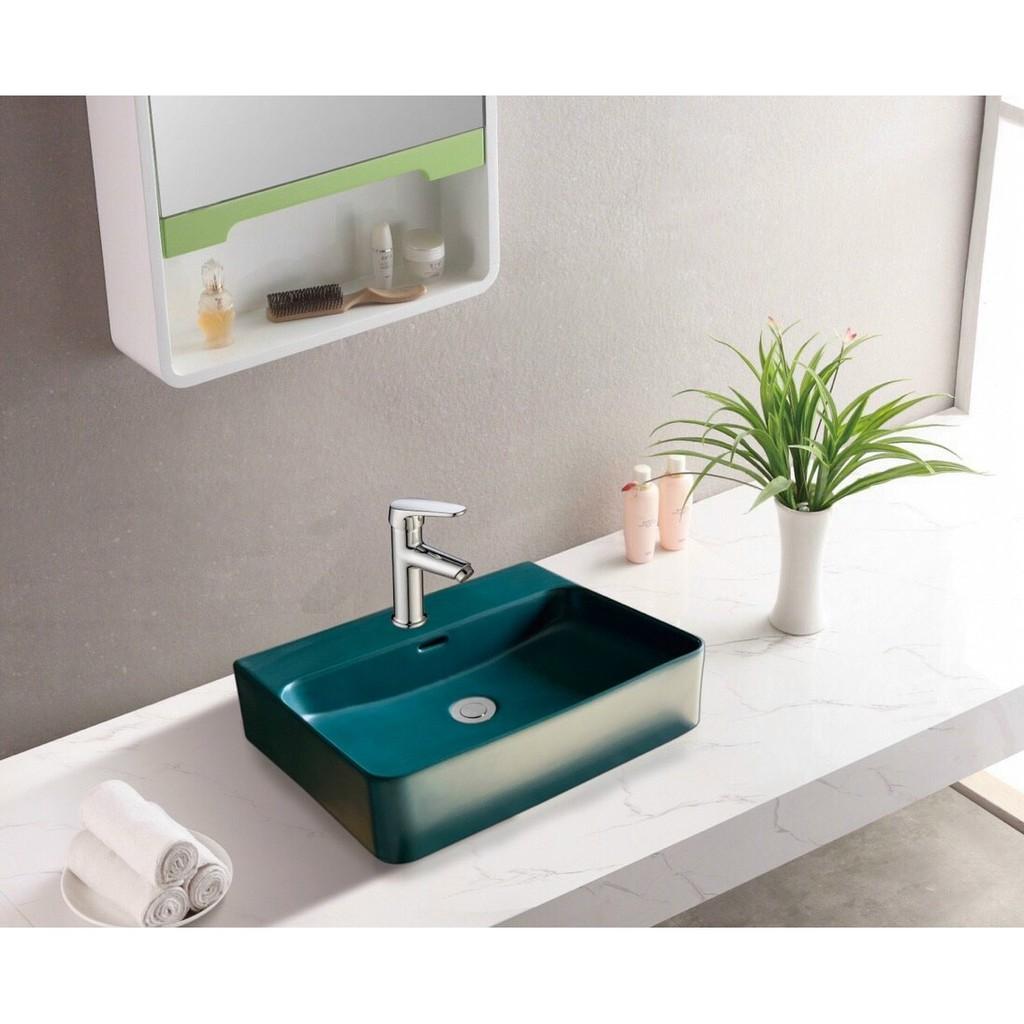 Chậu sứ lavabo để bàn kiểu vuông màu xanh độc đáo