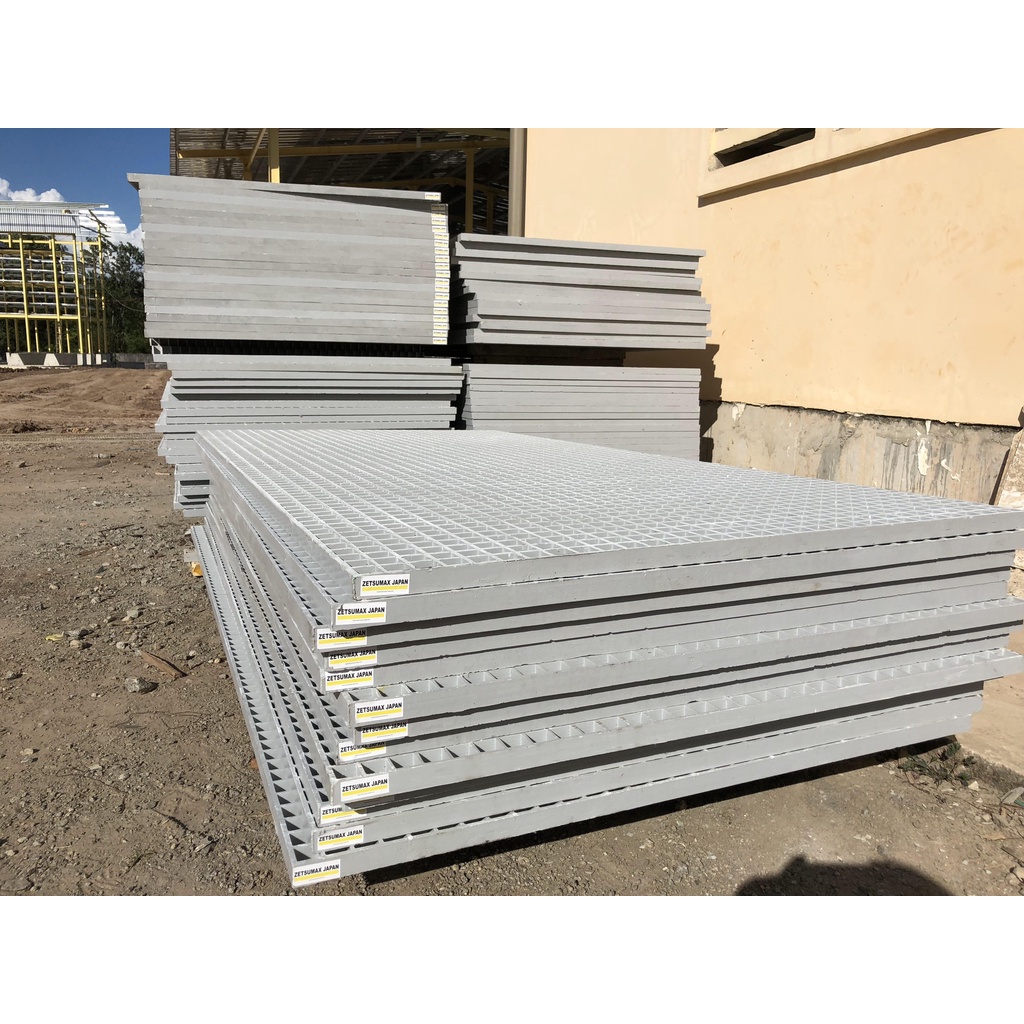 Tấm Sàn Frp Grating Kích Thước 1220 x 2440 x 50mm Chống Trượt Kháng Hóa Chất Độ Bền Cao Và Chi Phí Bảo Trì