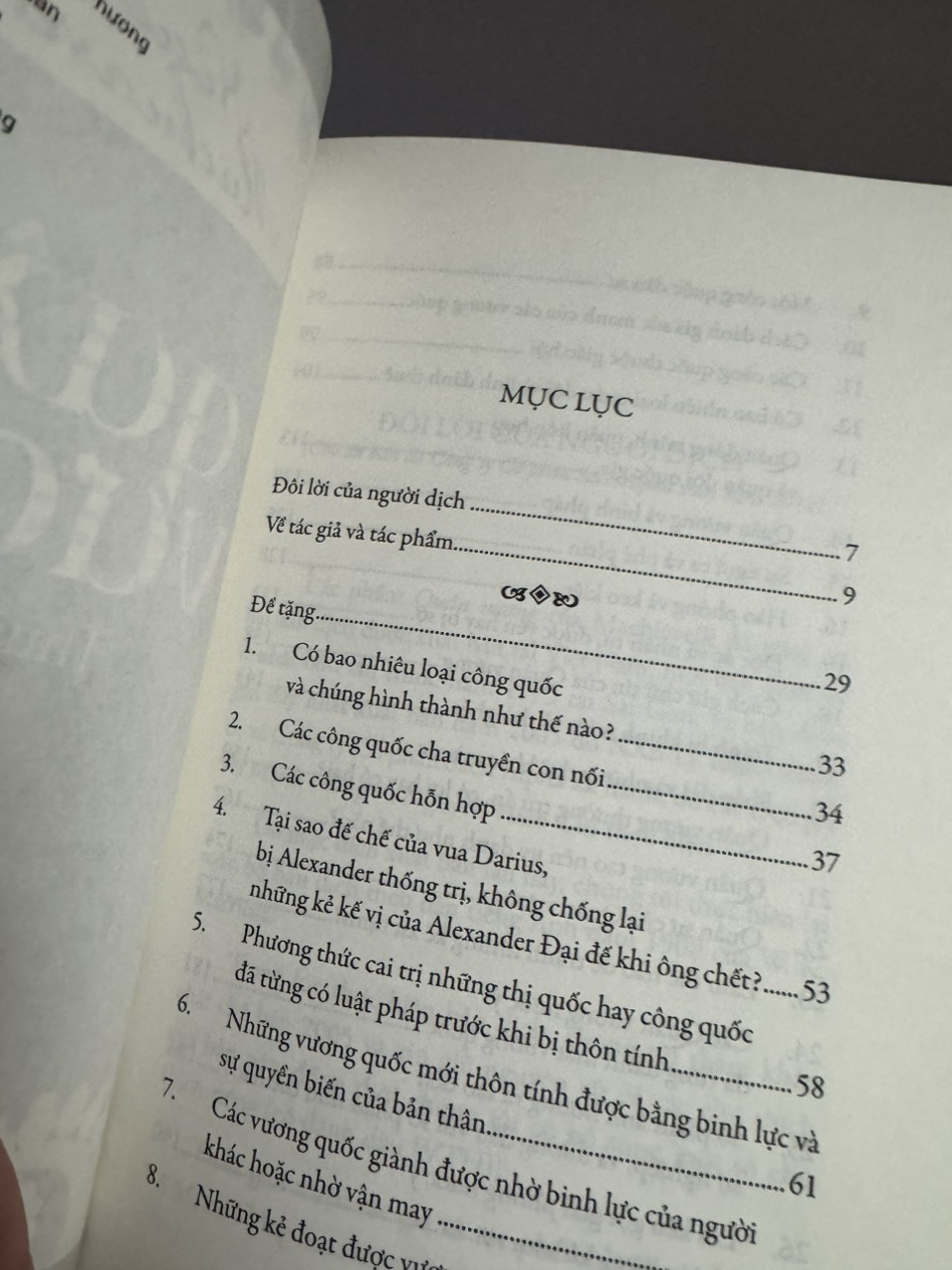 QUÂN VƯƠNG - THUẬT CAI TRỊ - Niccolò Machiavelli - Vũ Thái Hà dịch - Omega Plus - NXB Thế Giới.