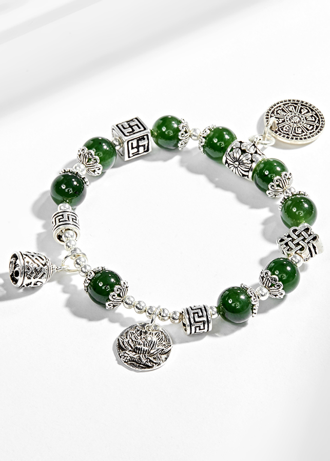 Vòng tay ngọc bích phối charm hoa sen Ngọc Quý Gemstones