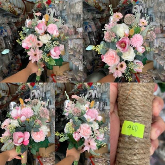 Hoa cầm tay cô dâu đẹp GiangPKC hoa lan Hồng