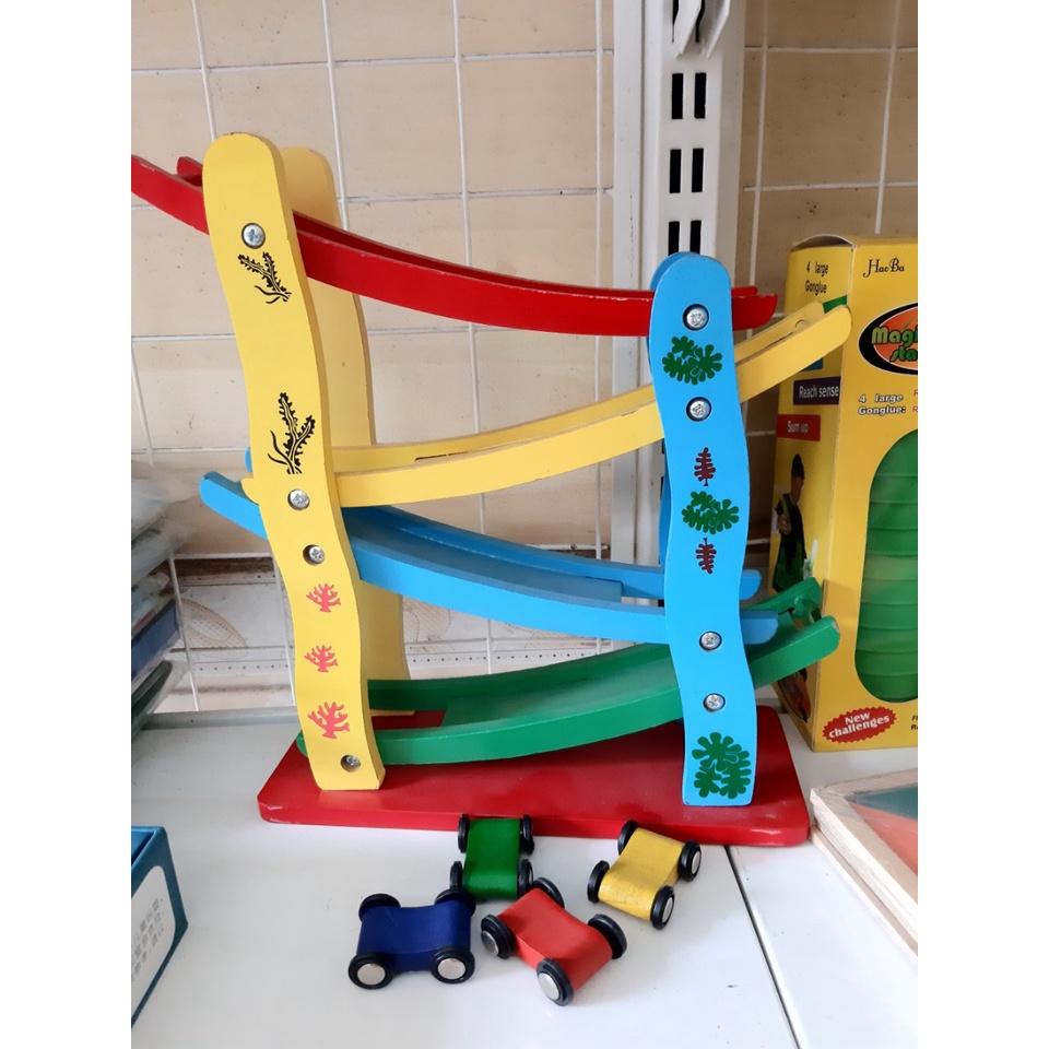 Đồ chơi gỗ cầu trượt 4 tầng kèm xe gỗ đủ màu sắc, thích hợp với các bé 1 2 3 4 tuổi tại Hải Phòng