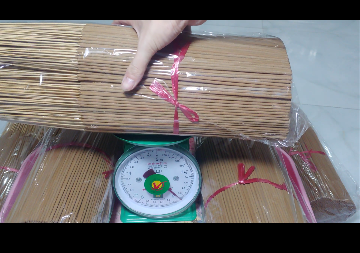 nhang quế nhang trầm hương 1,8 KG nhang sạch THIỆN PHÁT