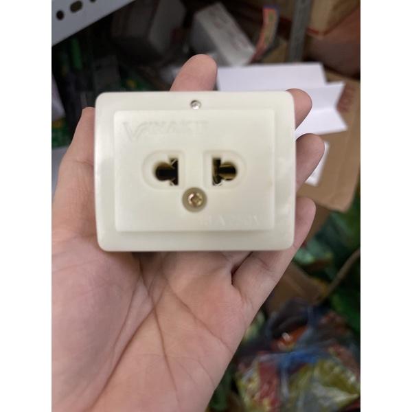 Ổ cắm 3 ngả TL đa năng K3