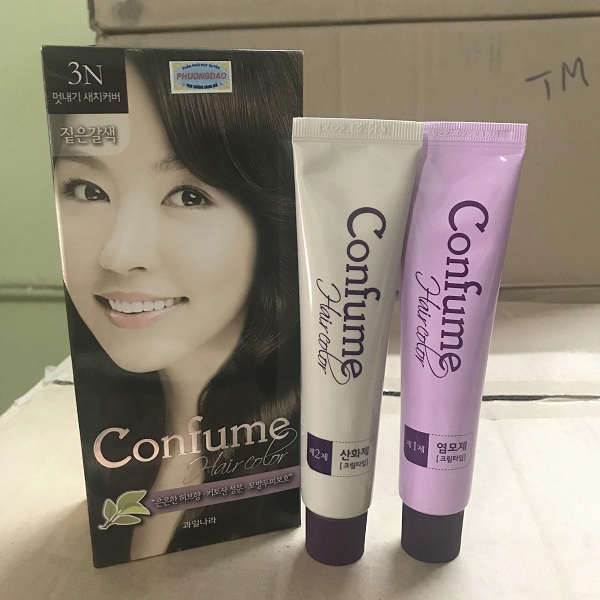 Thuốc nhuộm tóc thảo dược phủ bạc thời trang Welcos Confume Hair Color (2x60g) tặng móc khóa