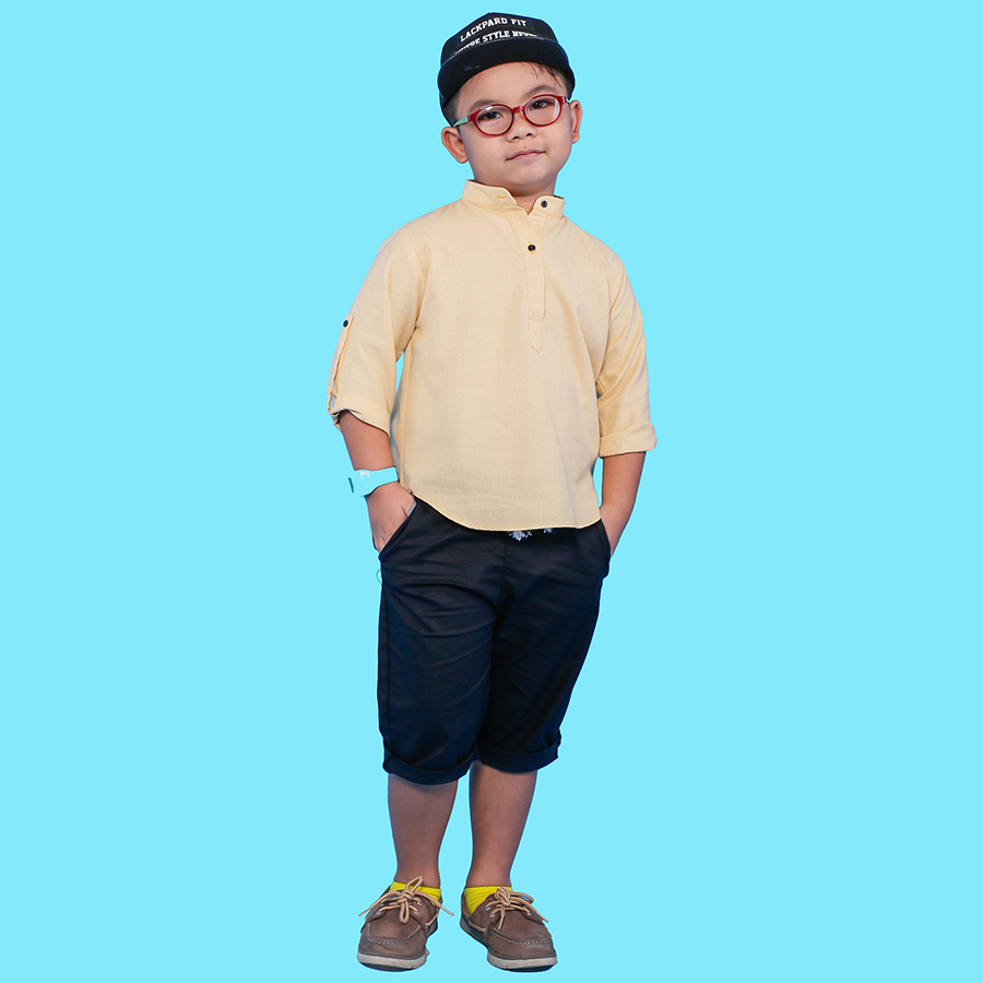 Sơ Mi Bé Trai Vàng Linen Cổ Trụ UGETHER UKID122