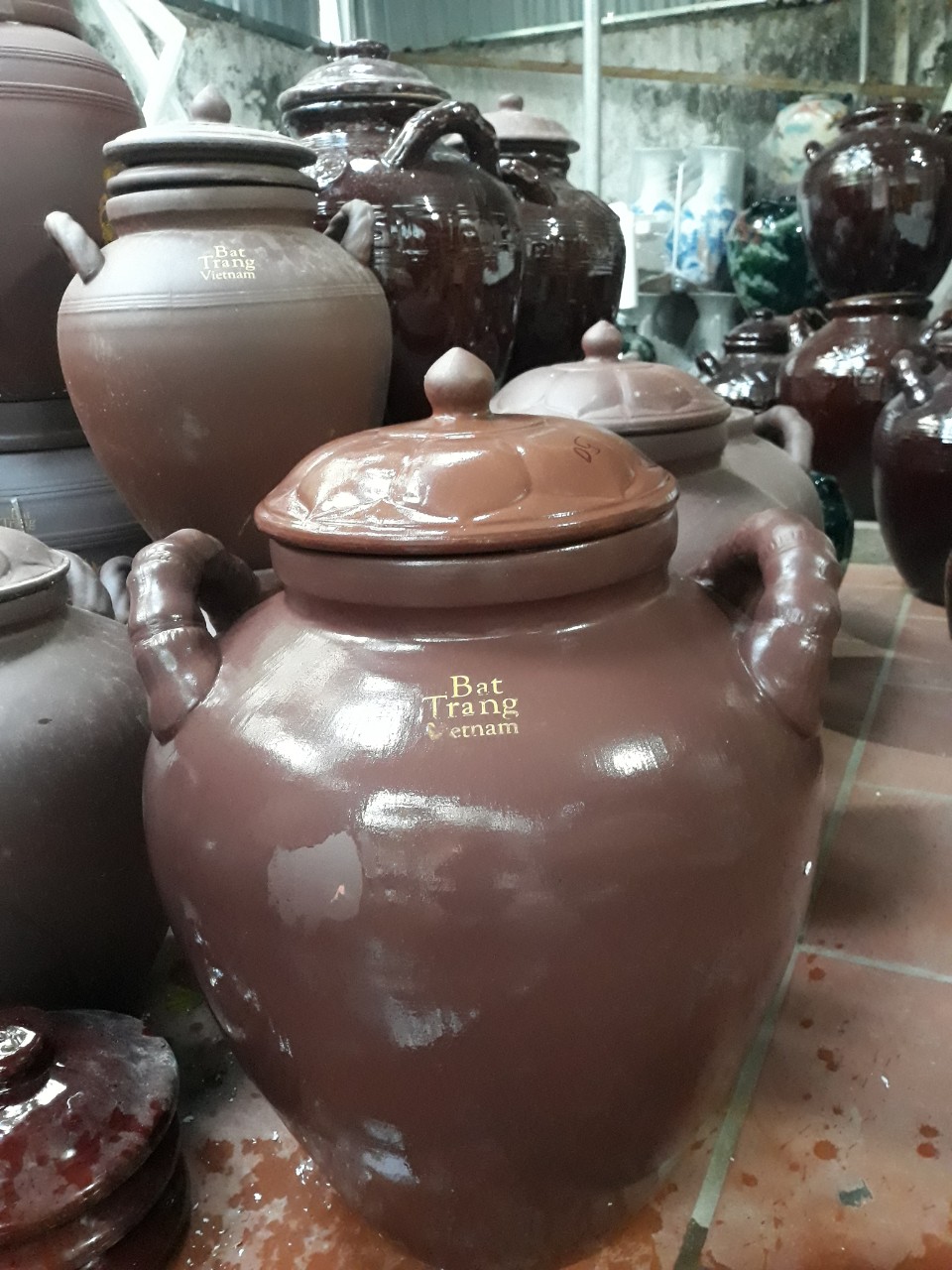 Chum sành Bát Tràng mẫu mới có 2 nắp chống bay hơi dung tích 30 lít