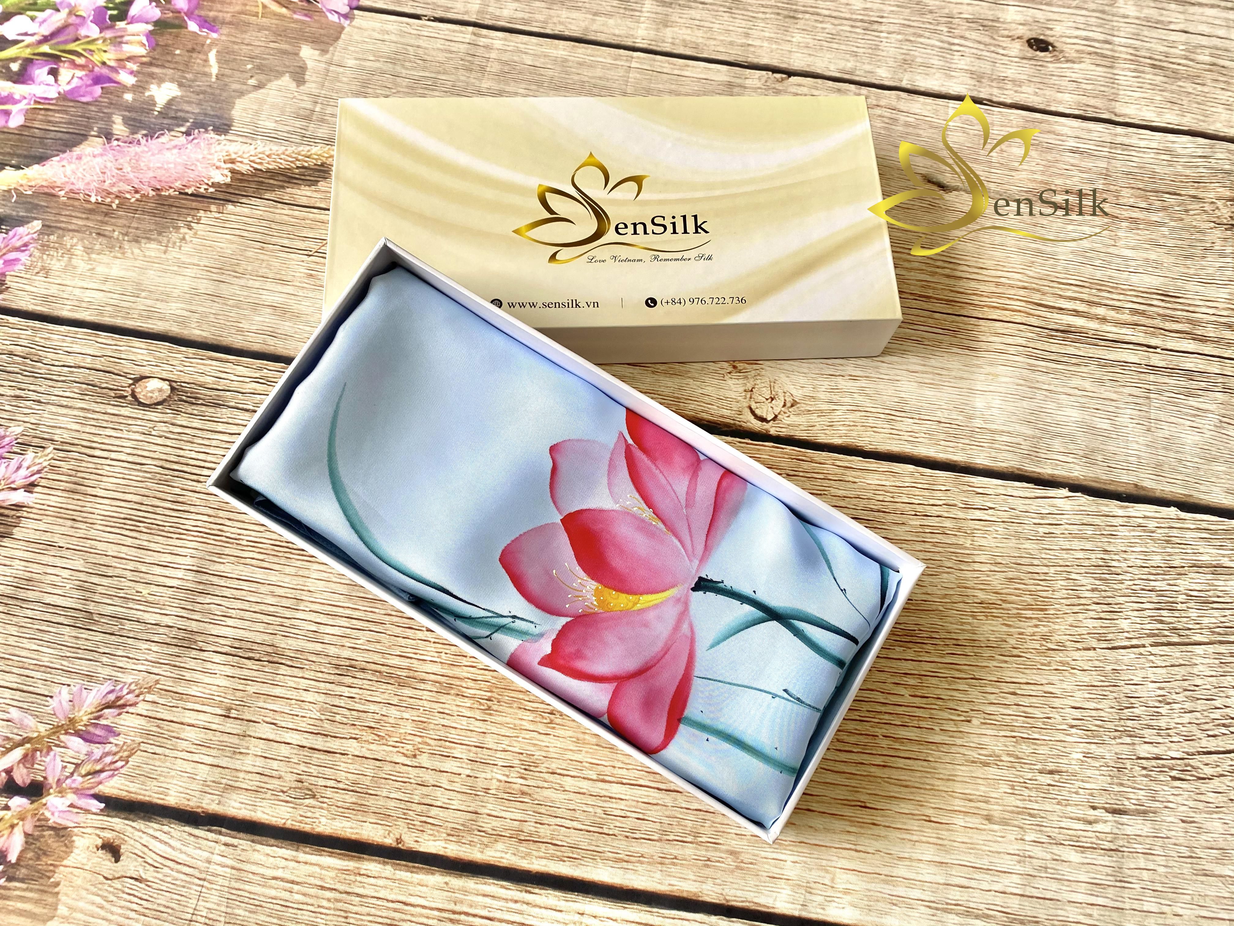 Khăn Lụa SenSilk Vẽ Tay Thời Trang Sen Việt 180x55cm, Quà Tặng Cao Cấp Cho Nữ, Tinh Hoa Tơ Lụa Viêt Nam