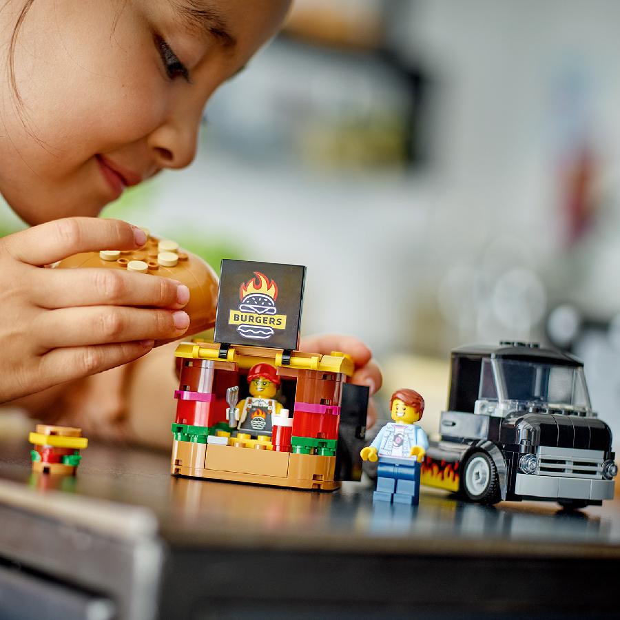 Đồ Chơi Lắp Ráp Xe Tải Burger Lưu Động LEGO CITY 60404 (194 chi tiết)
