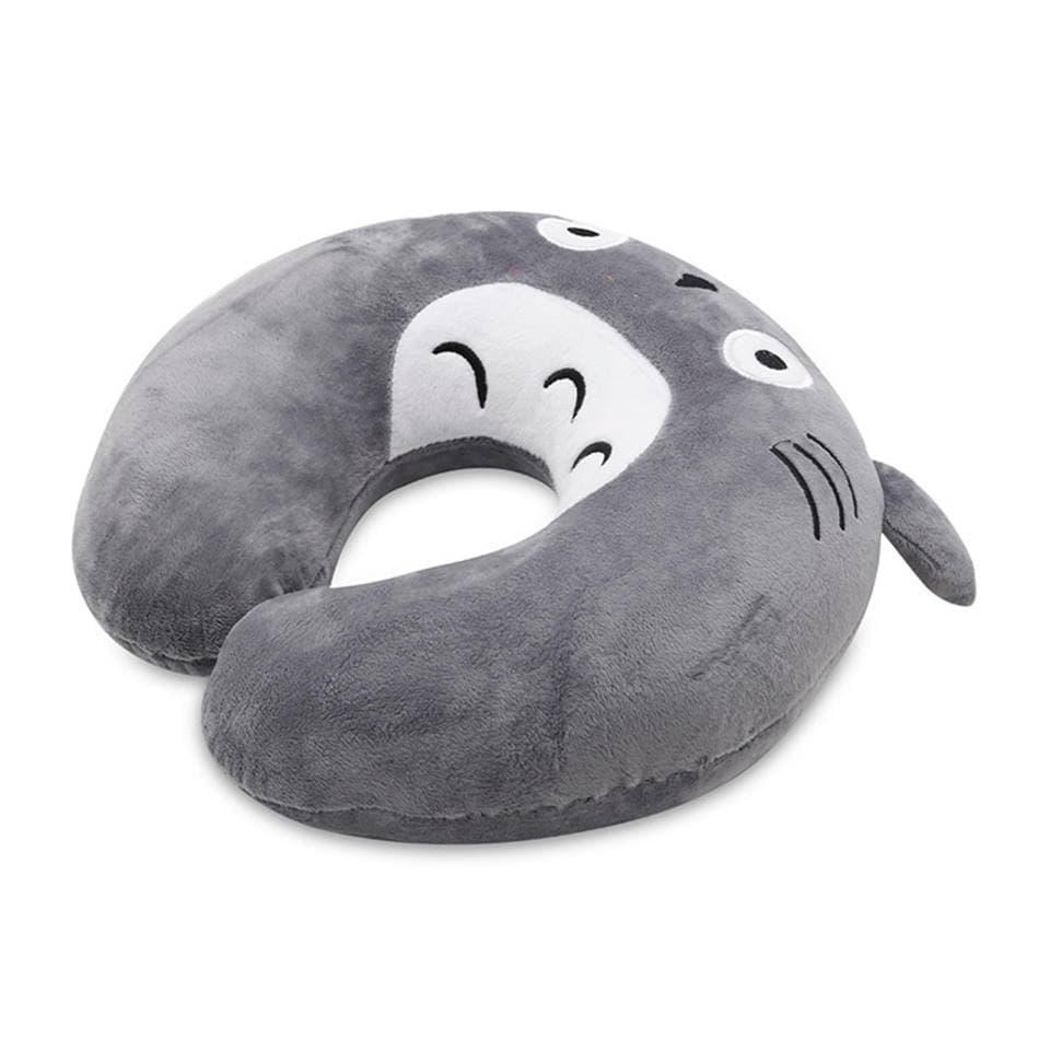 Gối chữ u quàng cổ hình totoro tinh nghịch