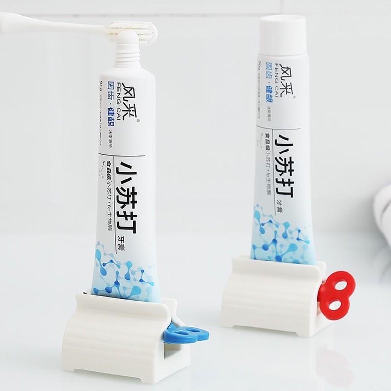 Dụng cụ nhả kem đánh răng