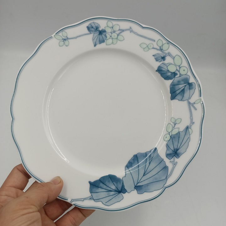 Đĩa Sứ Hoa Nho Xanh Kích Thước 20.5 CM Hàng Nhập Khẩu Cao Cấp