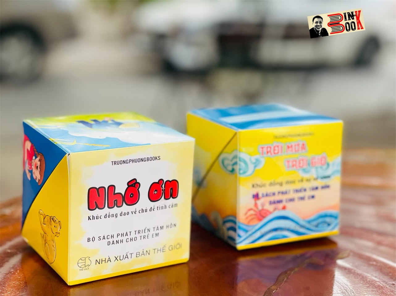 [combo 2c - Sách Pop-up dựng hình in màu toàn bộ] NHỚ ƠN – Khúc đồng dao về chủ đề tình cảm; TRỜI MƯA TRỜI GIÓ  – Khúc đồng dao về sự sẻ chia - Trường Phương books – Nxb Thế giới