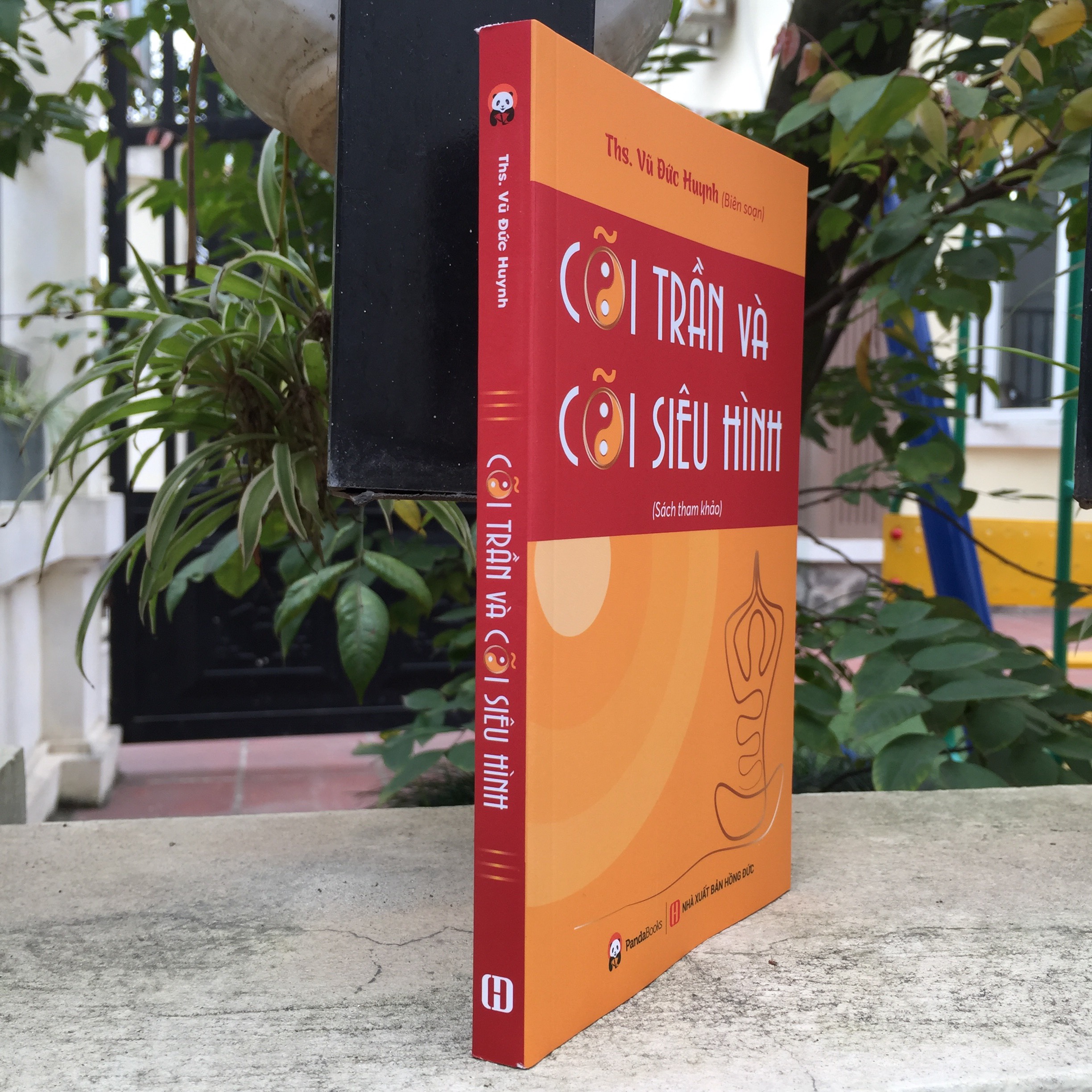 Cõi Trần Và Cõi Siêu Hình (Sách Tham Khảo)