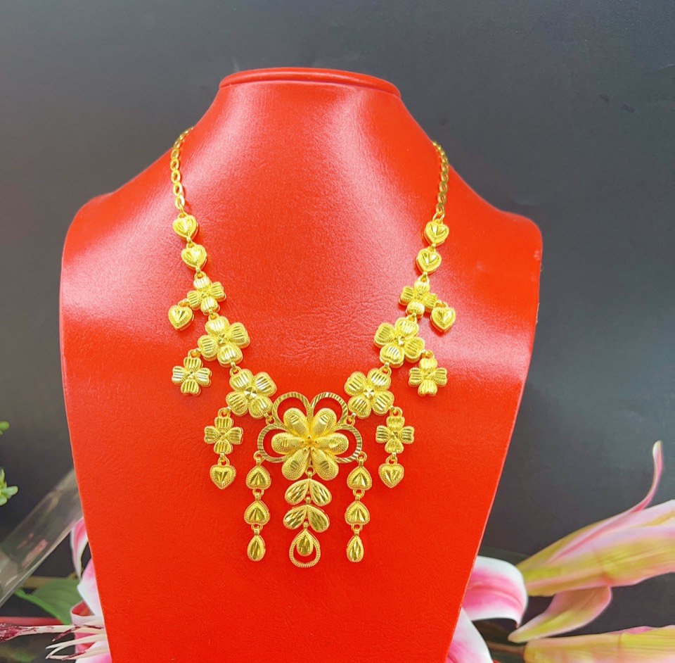 Dây chuyền cưới chạm hoa chuẩn 24.k kèm hộp nhung E143