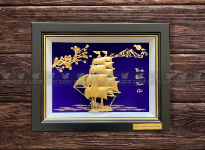 Tranh thuyền buồm hoa mai dát vàng MT Gold Art- Hàng chính hãng, trang trí nhà cửa, phòng làm việc, quà tặng sếp, đối tác, khách hàng, tân gia, khai trương