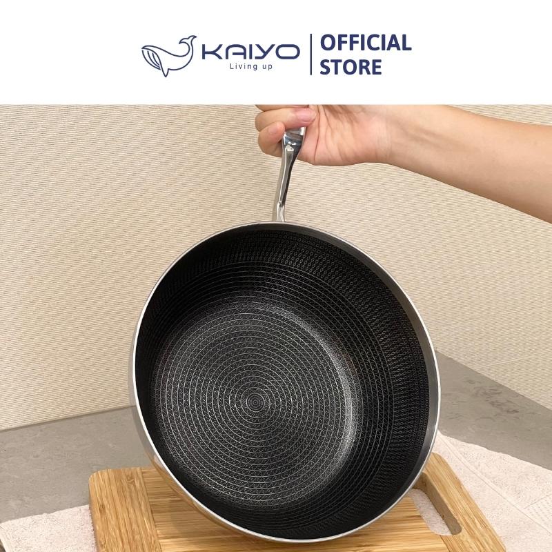 Chảo inox sâu lòng chống dính hoa văn nổi thân đáy liền 3 lớp tri-ply Kaiyo, size 20cm