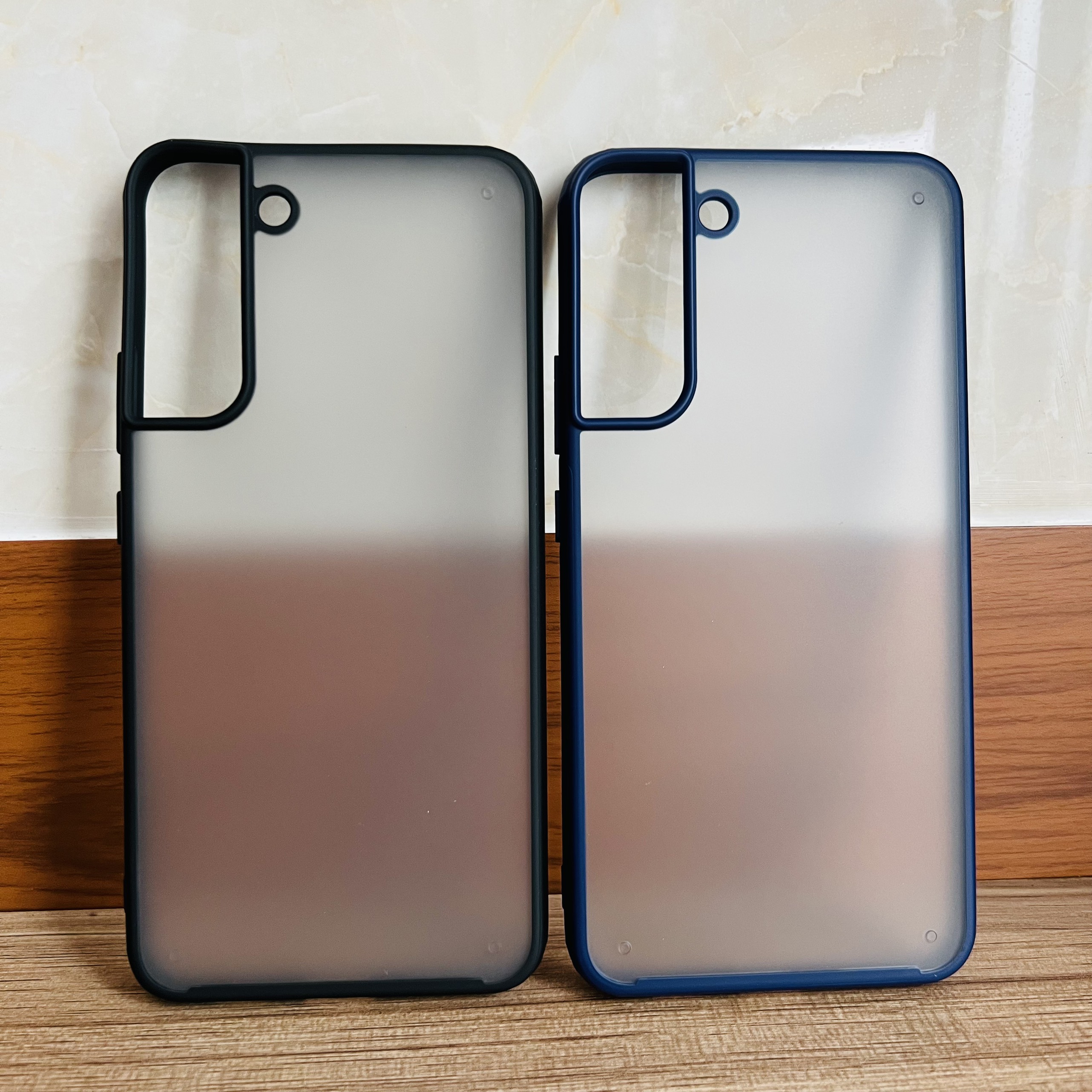 Ốp lưng Likgus lưng nhám mờ dành cho Galaxy S22 Plus - hàng chính hãng