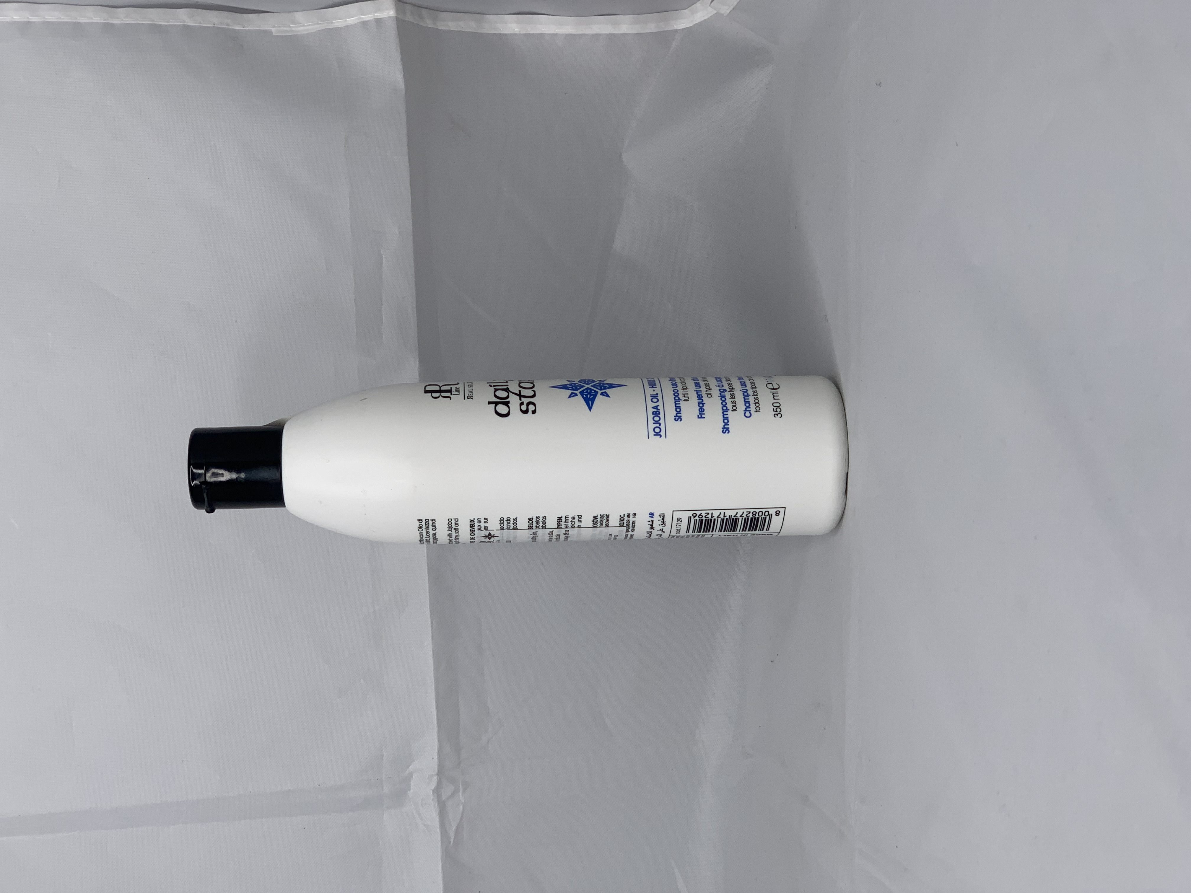 Dầu gội  Ý dưỡng ẩm và tăng sức sống cho tóc RRline Daily Star Shampoo 350ml