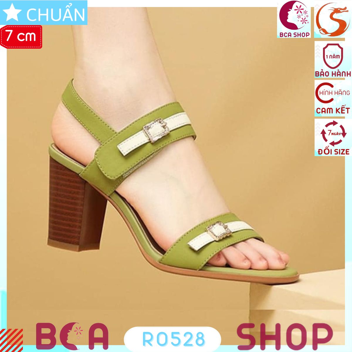 Giày xăng đan nữ gót trụ 7p RO528 ROSATA tại BCASHOP kiểu dáng thời trang, phối màu lạ mắt và độc đáo giữa xanh và da