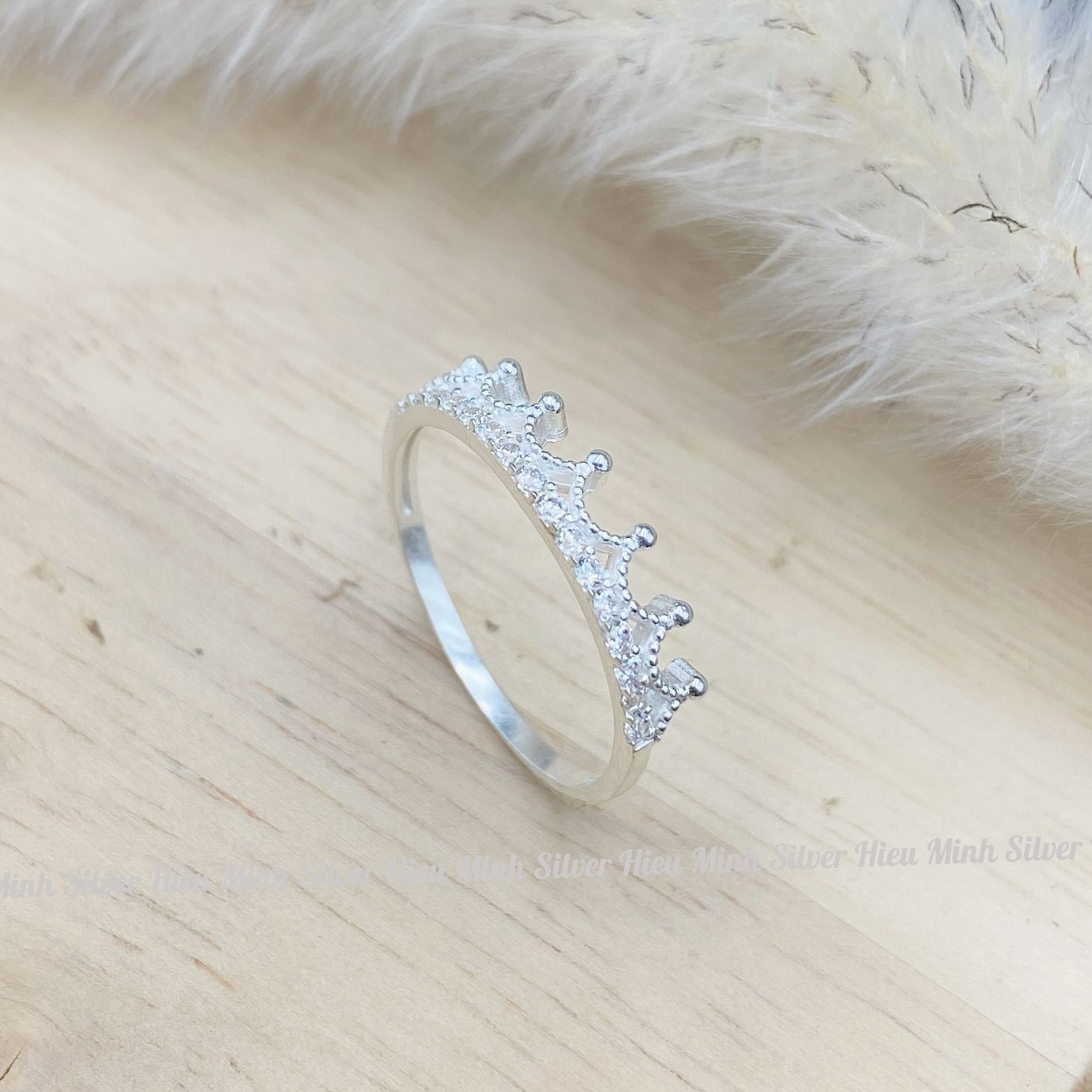 Nhẫn Nữ Bạc 925 Vương Miện Đính Đá Nhân Tạo Cao Cấp Sáng Đẹp Chính Hãng Bạc Hiểu Minh NU512