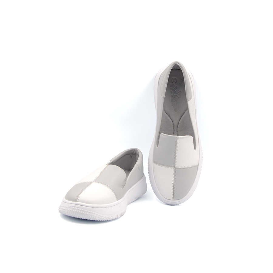 Giày Sneakers Nữ Sọc Caro Cá Tính TOMOYO &quot;SIÊU NHẸ&quot; TMW31200
