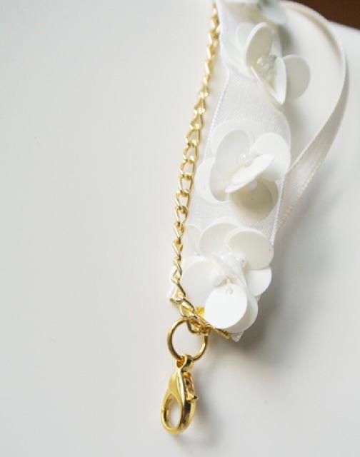 Vòng tay hoa handmade - Maben