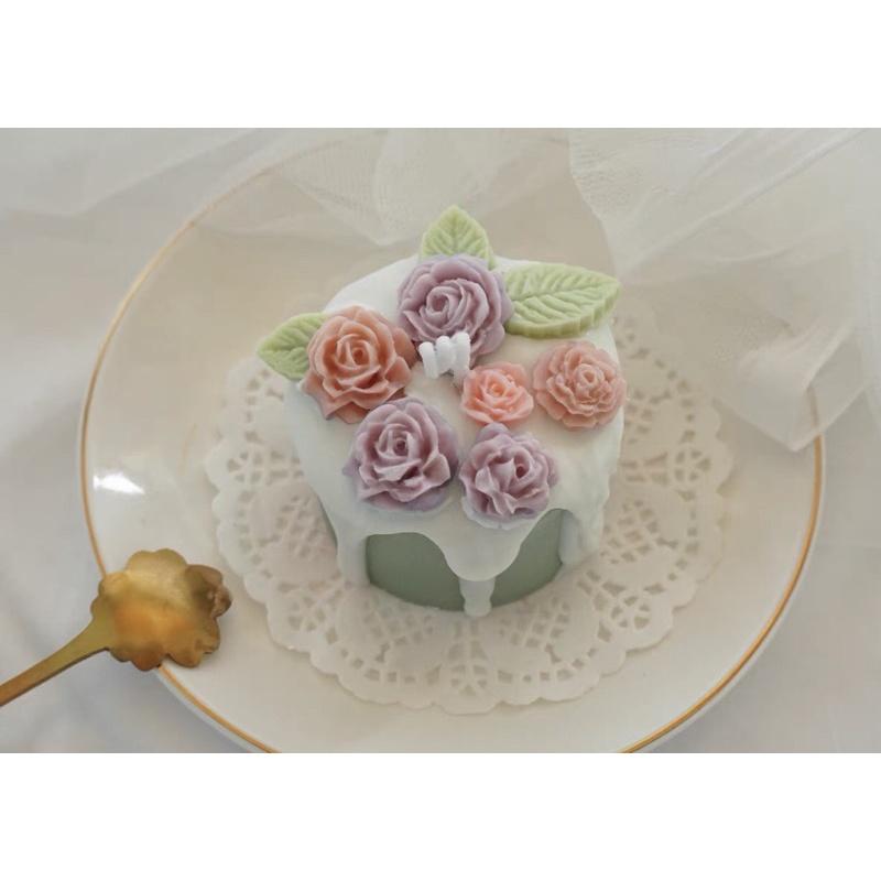 Nến Thơm Bánh Kem Hoa Hồng Handmade Không Khói, Quà Tặng Độc Đáo - Dory Lab