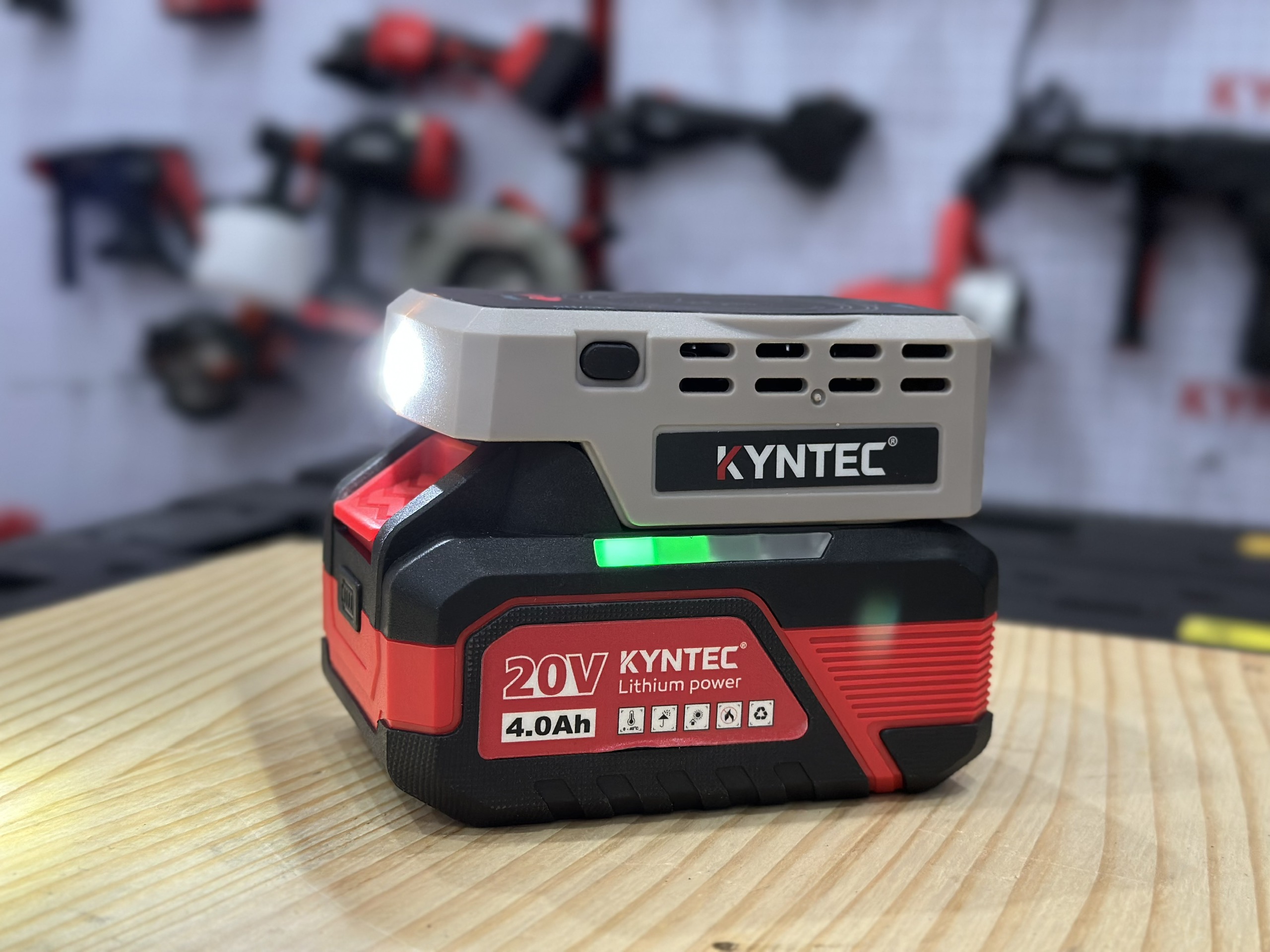 Dock Sạc Không Dây Kynko Kyntec Hàng chính hãng