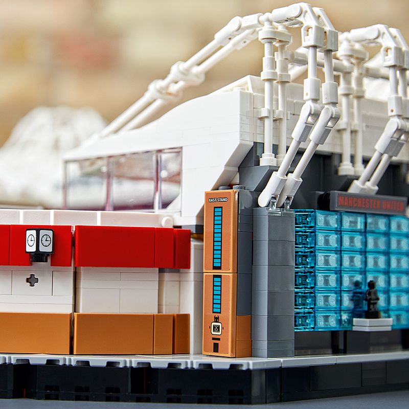 LEGO CREATOR 10272 Sân Vận Động Old Trafford - Manchester United