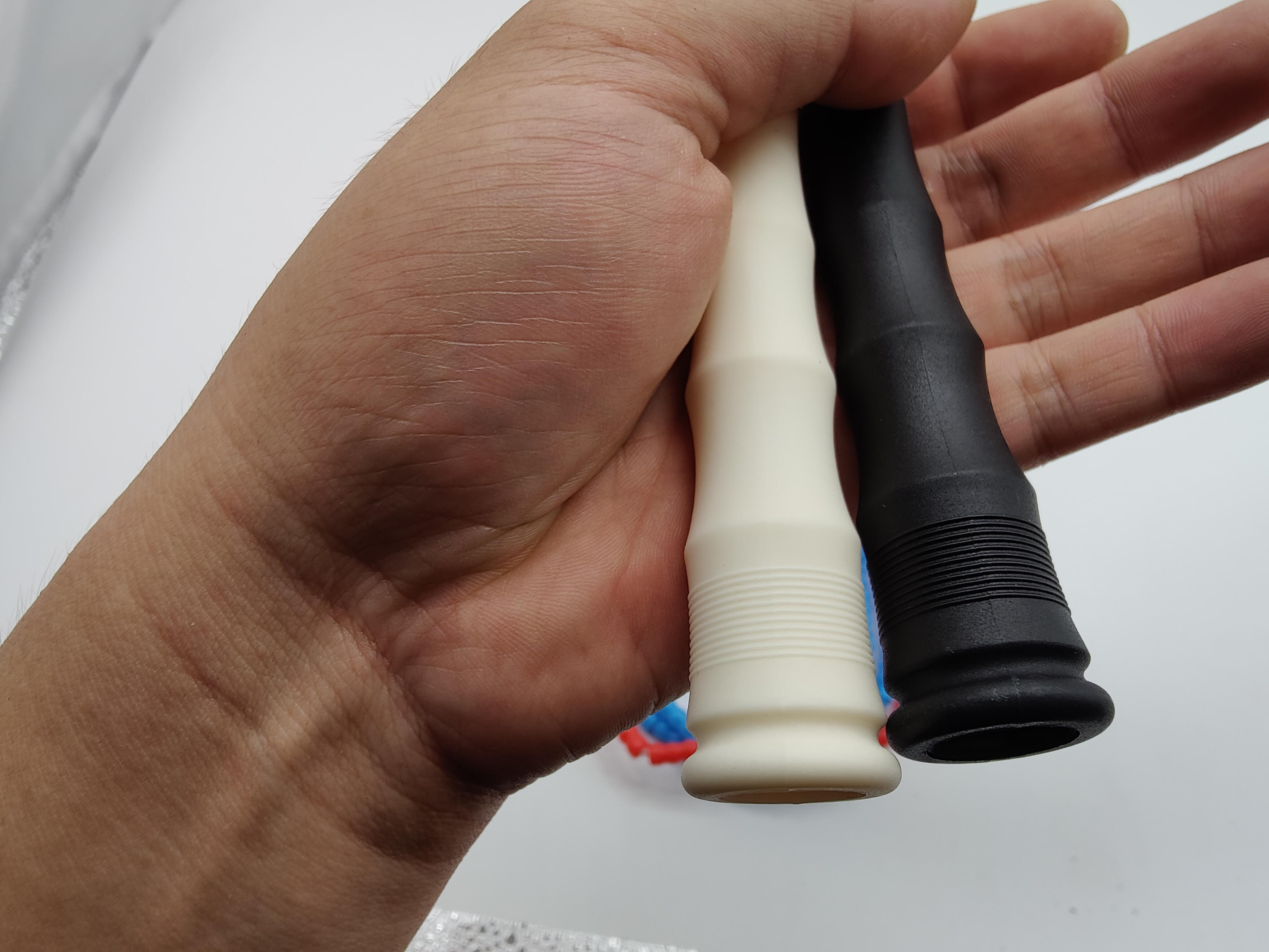 Đen Trắng Tay Cầm Màu Xanh Đỏ Hạt 3 Mét Nhựa Pvc Mềm Mại Hạt Tự Do Đính Hạt Bỏ Qua Dây Nhảy