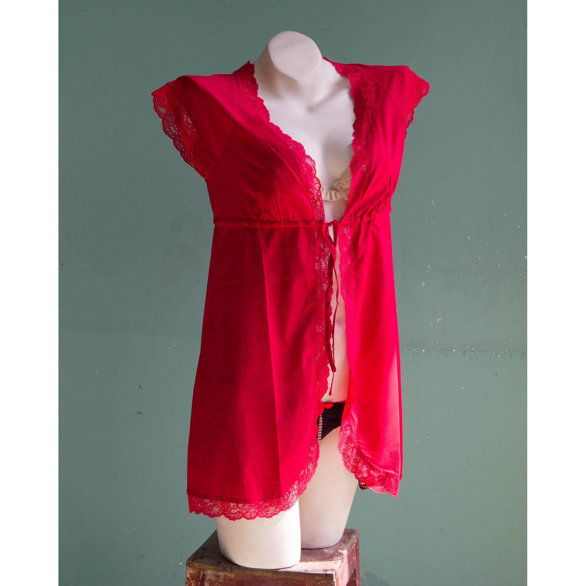 Áo Khoác Ngủ Kimono Cột Dây Viền Ren Đỏ
