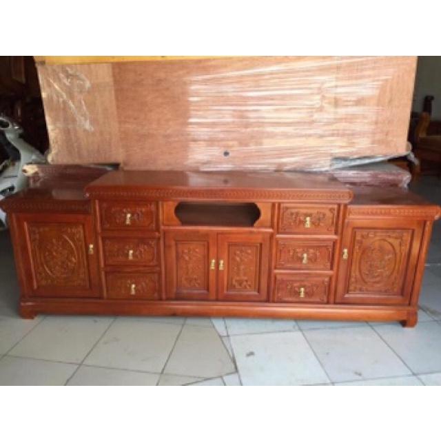 Kệ tivi gỗ soan đào 2m2