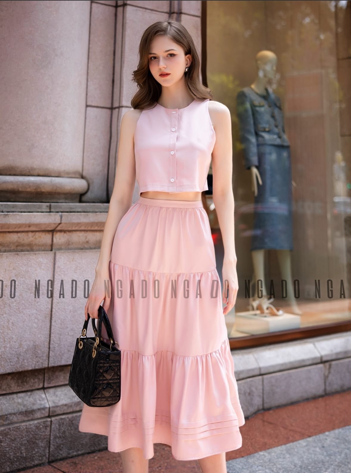 Set áo váy croptop hồng NGADO