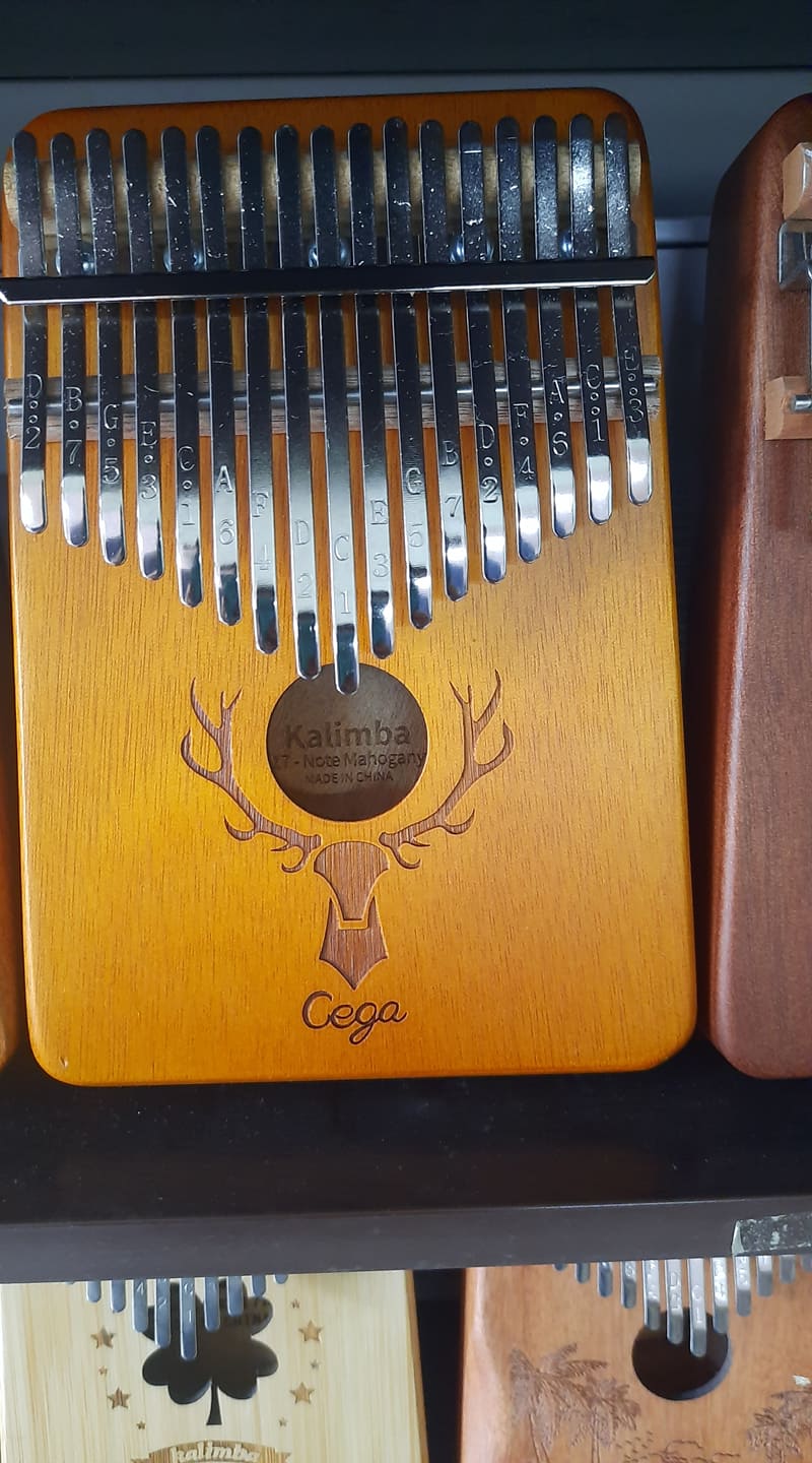 Kalimba CEGA TUẦN LỘC CLASSIC gỗ mahogany 17 phím khắc nốt sẵn, âm thanh hay, đầy đủ phụ kiện