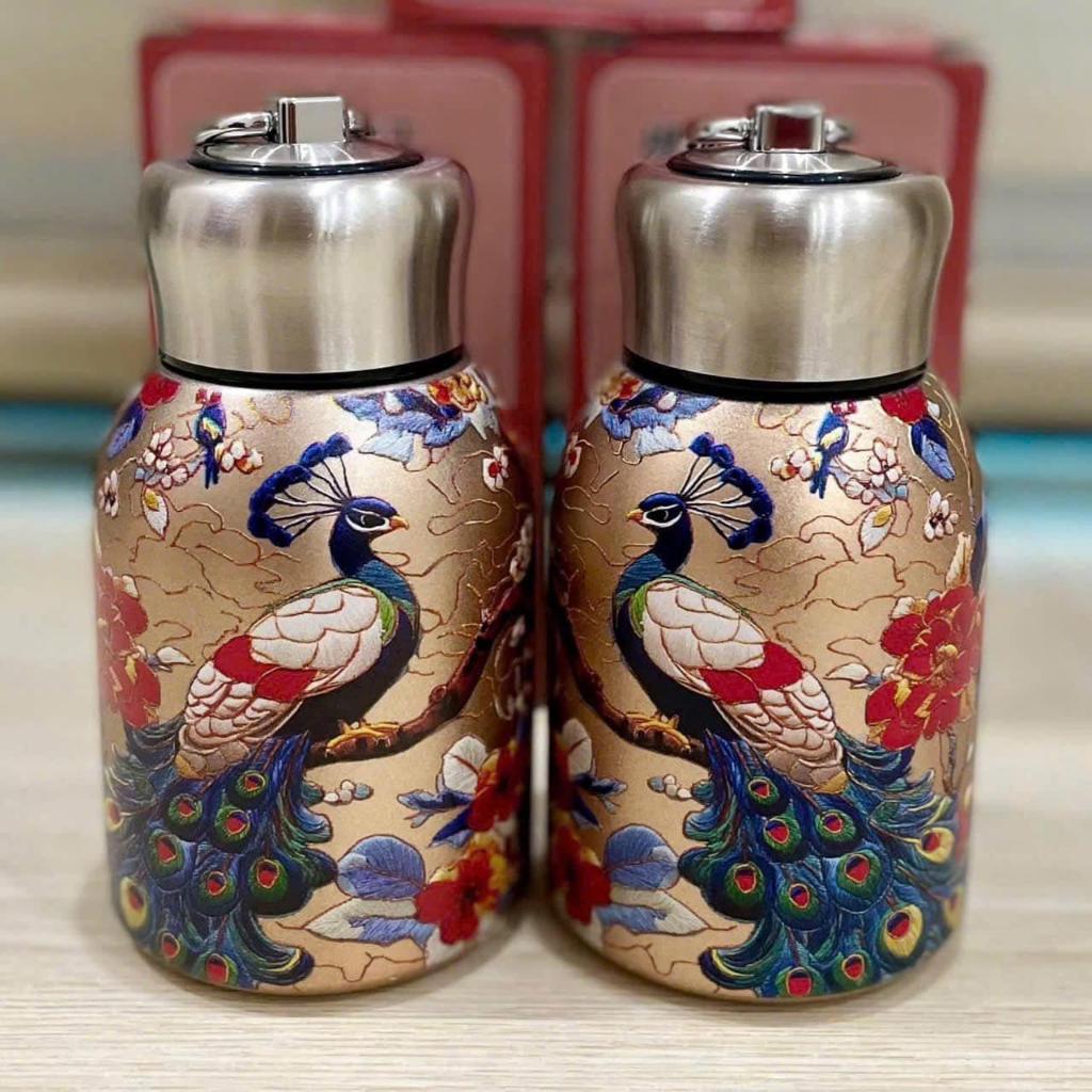 Bình giữ nhiệt mini con công, Labubu bằng inox 300ml . Giữ nhiệt cà phê ,trà đi học đi làm