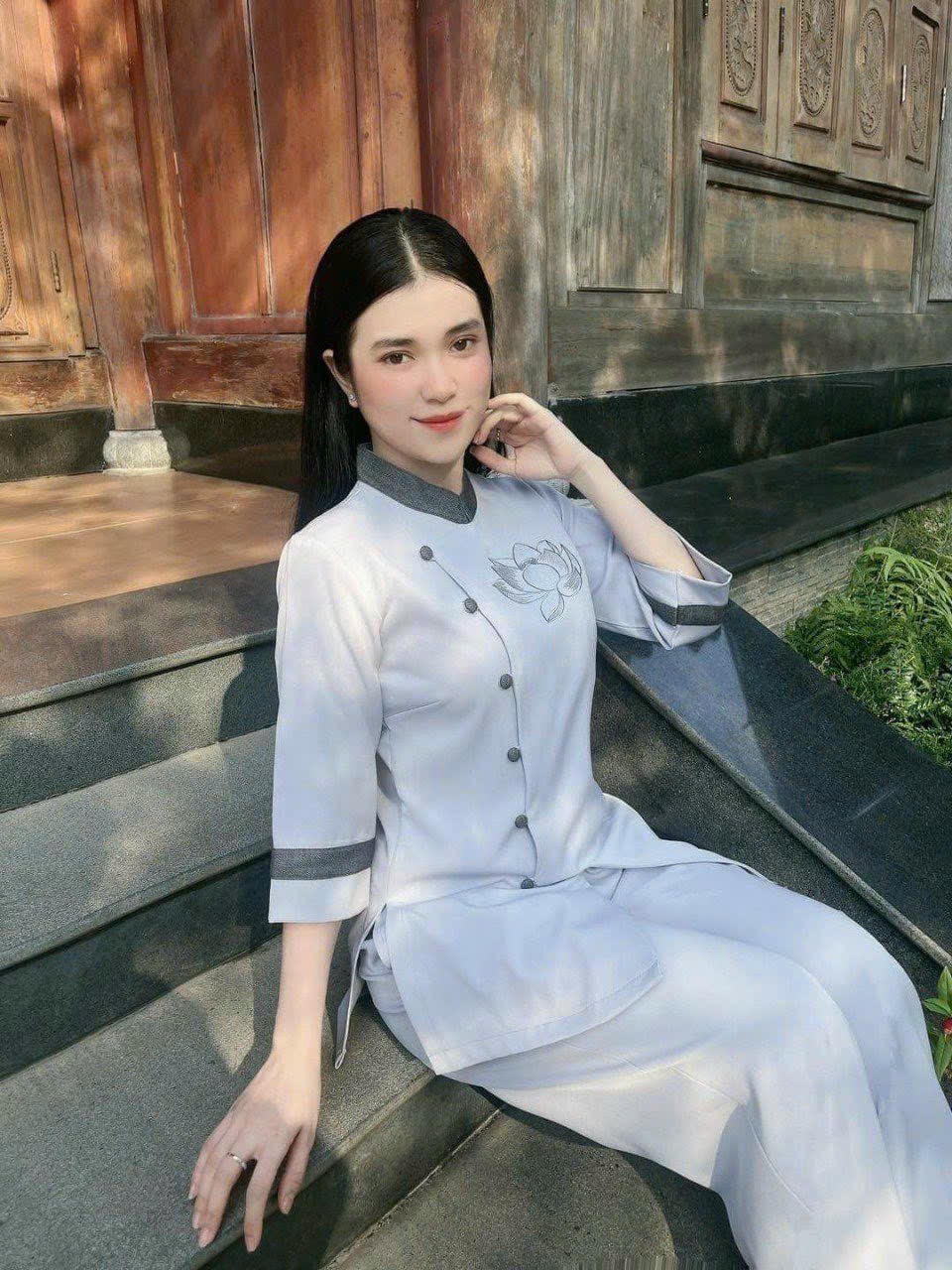 Đồ bộ BÀ BA HOA SEN NÚT BỌC 4 MÀU Y HÌNH