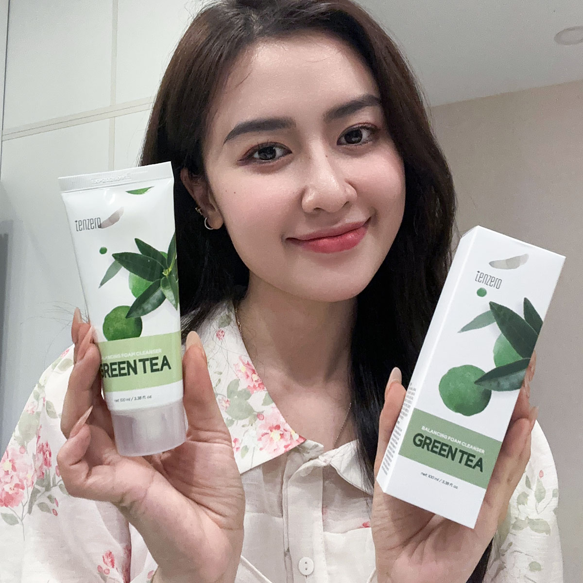 Sữa rửa mặt tạo bọt Tràm Trà Lành tính, Sạch mụn Tenzero Balancing Foam Cleanser Tea Tree 100ml