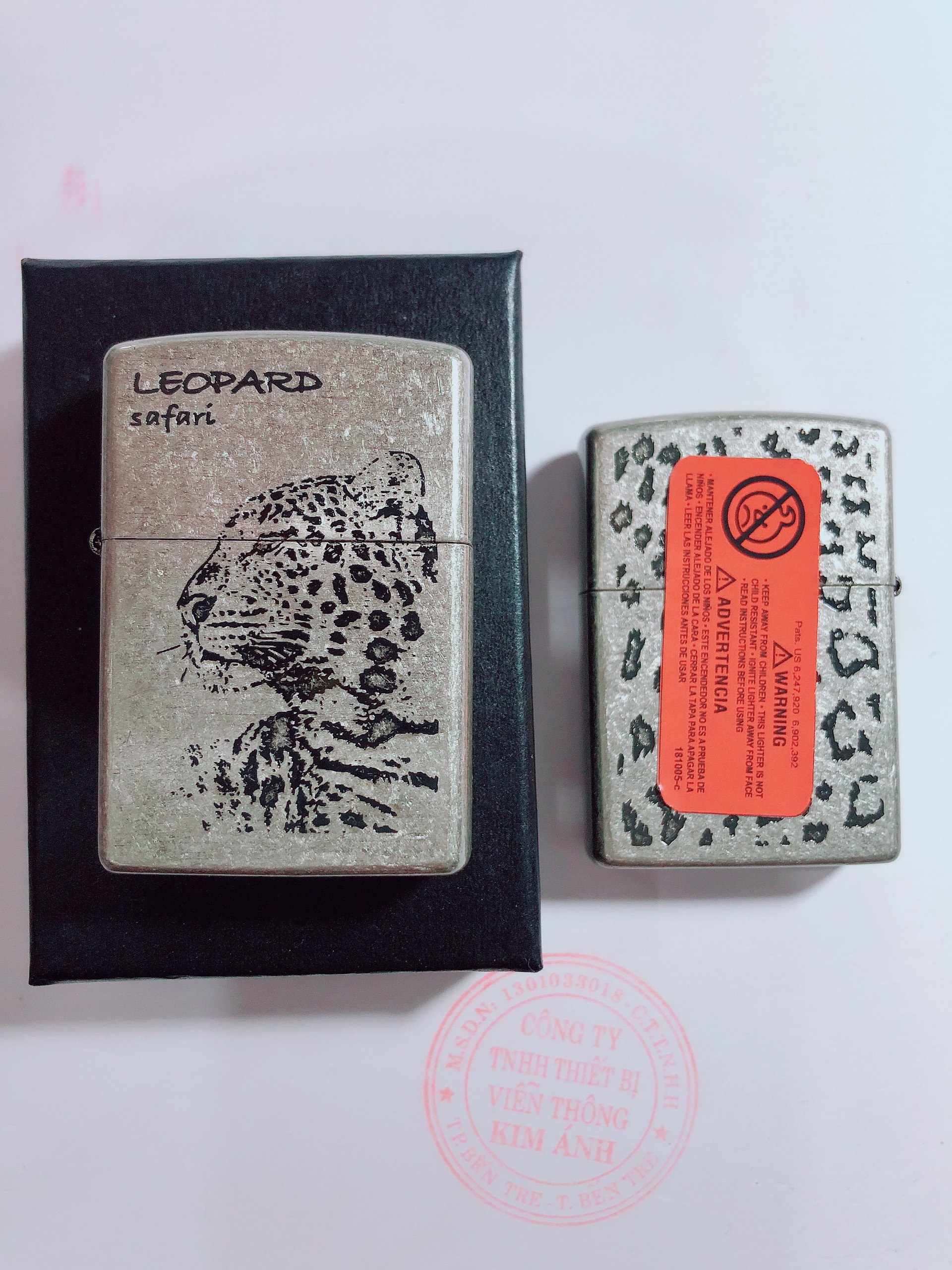 Bật lửa Zip po Báo gấm Leopard, vỏ đồng có tem đỏ