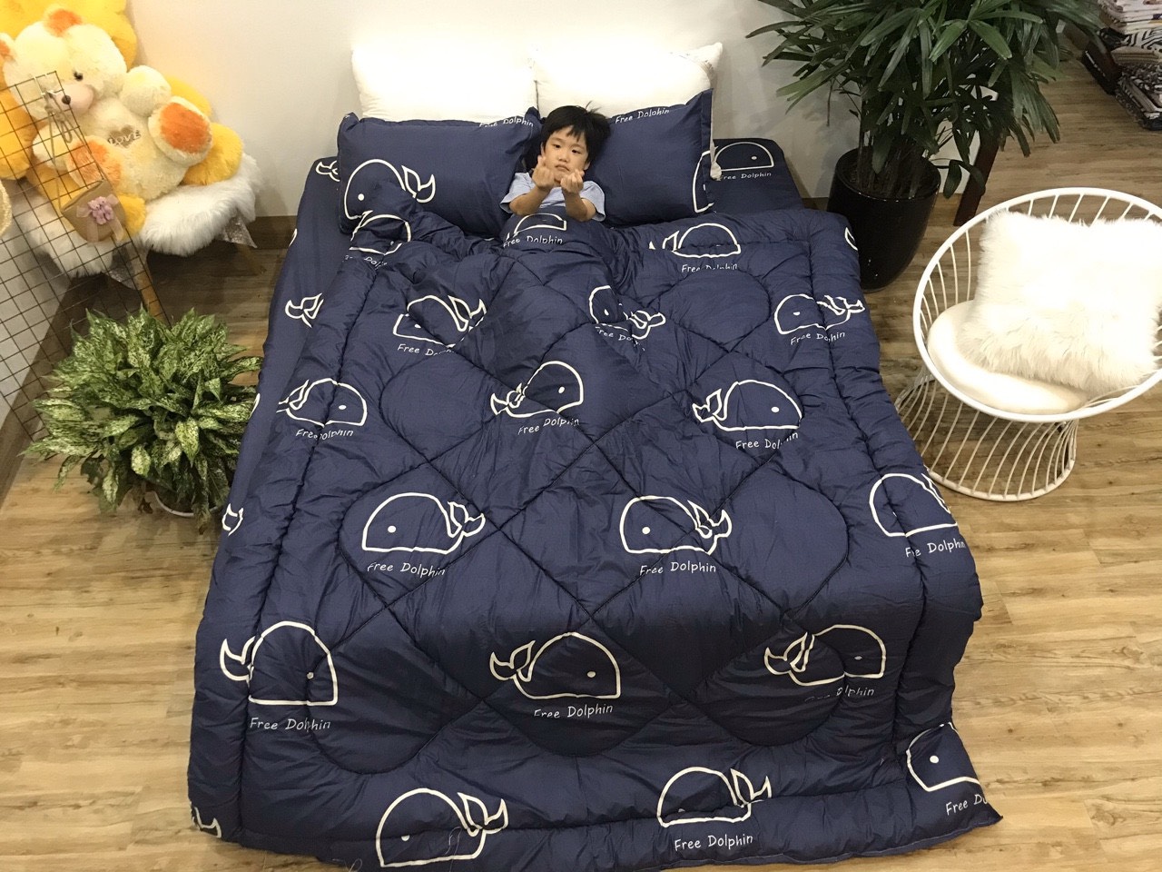 CHĂN PHAO COTTON POLY 1M8X2M - CÁ ĐEN